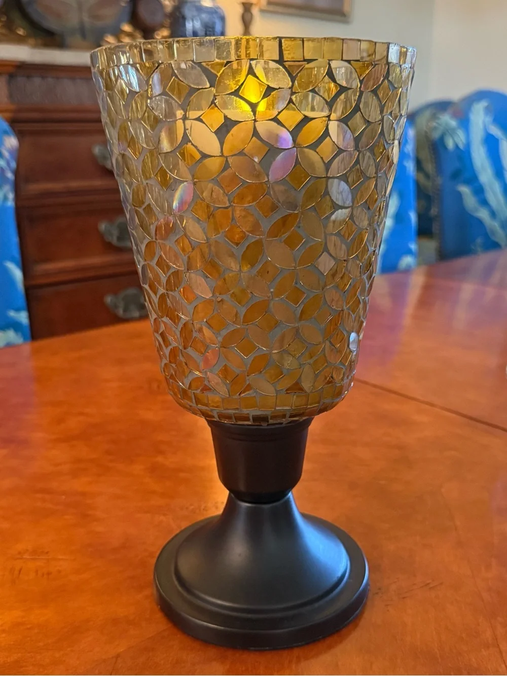 N/A elegant gold